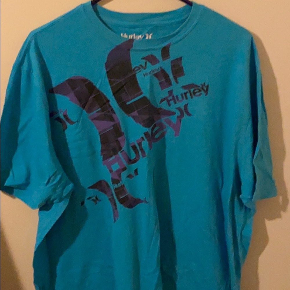 Hurley t-shirt